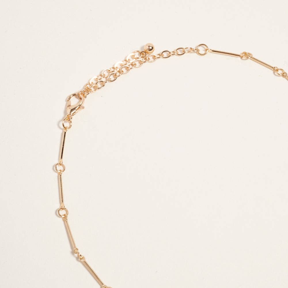 18 In Sealife Coastal Mediterranean Charm Necklace: Gold/Pink