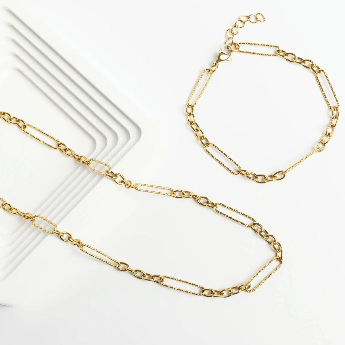 Gold Stainless Steel Long Paperclip Textured Chain Bracelet: Stainless