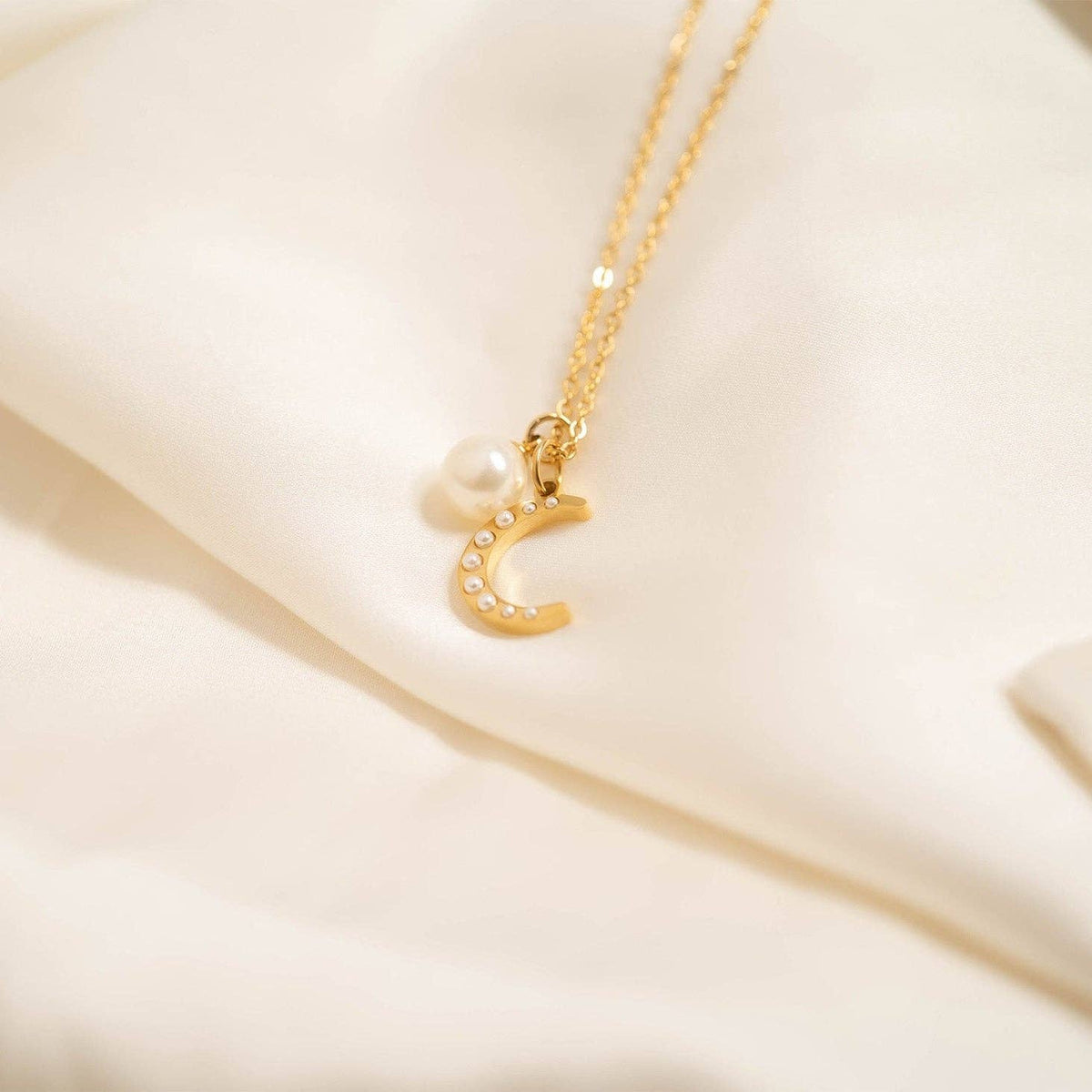 18K Gold PVD Stainless Steel Pearl Beaded Moon Charm: Stainless / 15mm