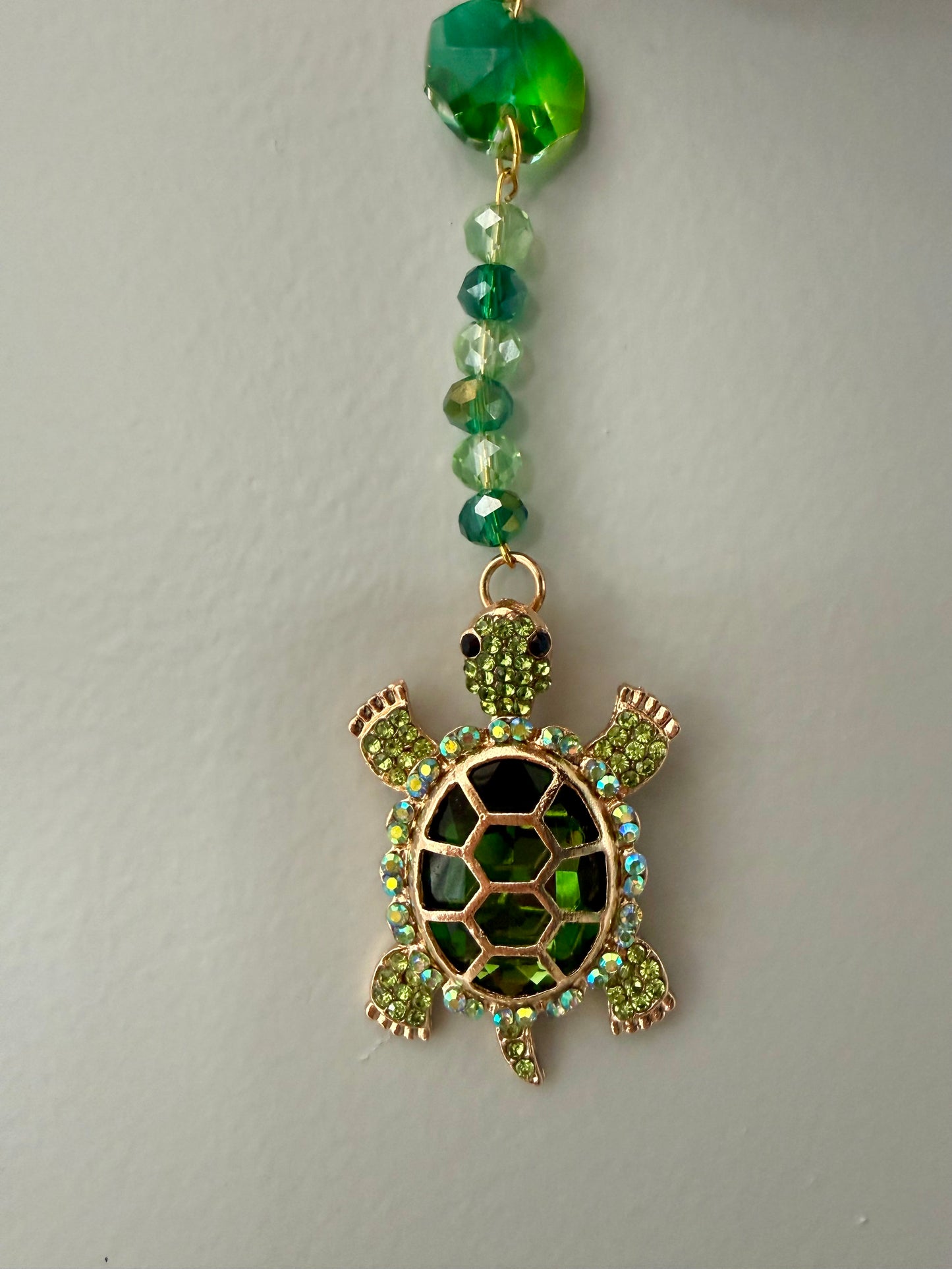 Green turtle mini suncatcher (2)