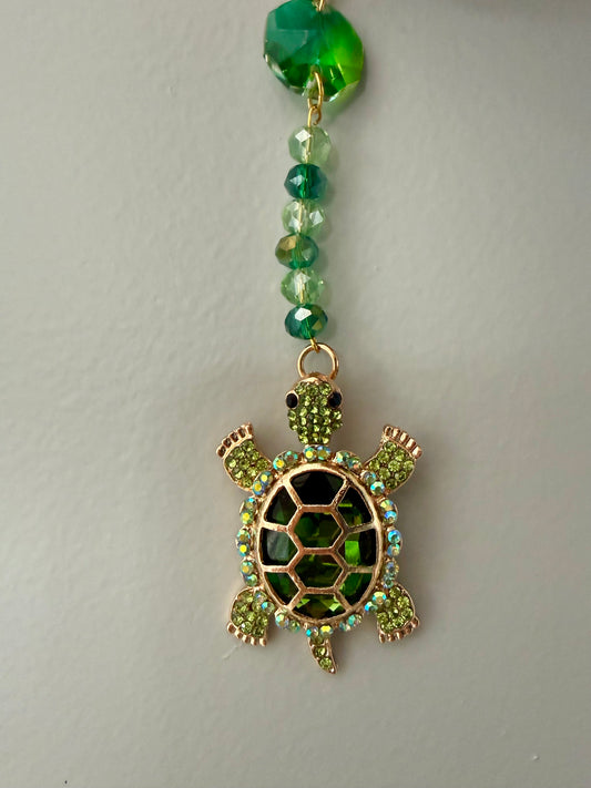 Green turtle mini suncatcher (2)