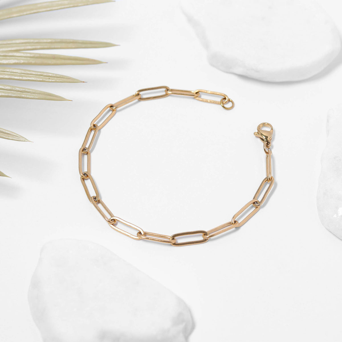 Stainless Steel Paperclip Chain Bracelet: Gold / 7"